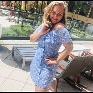 Meet your Posher, Caitlin